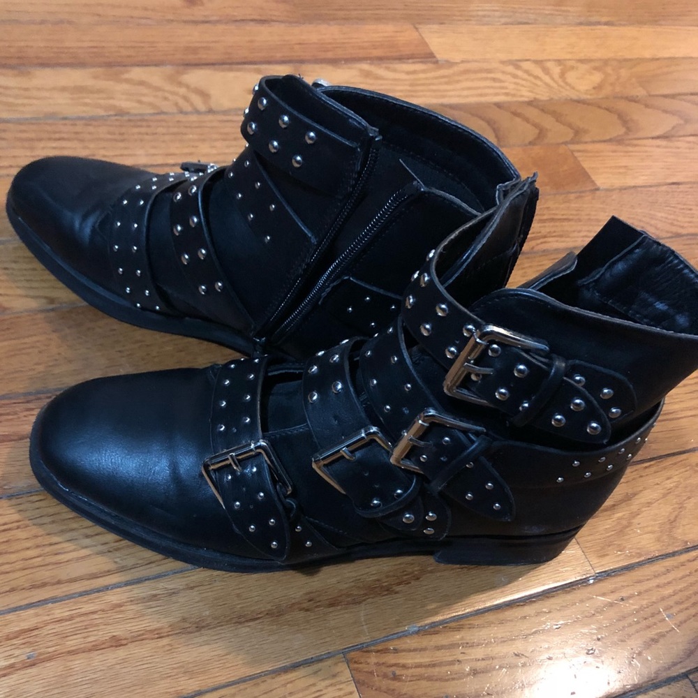 Missguided Black Stud Boots